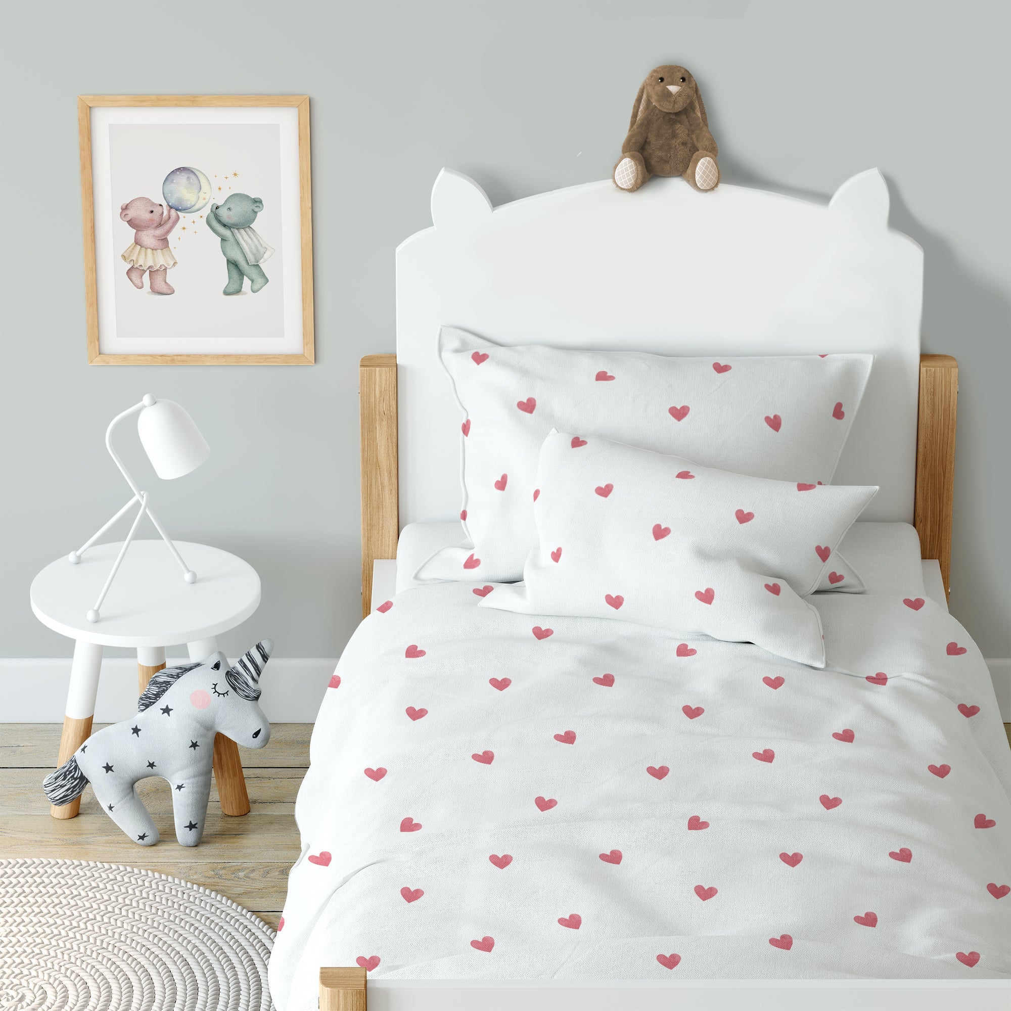 Love cot bedding
