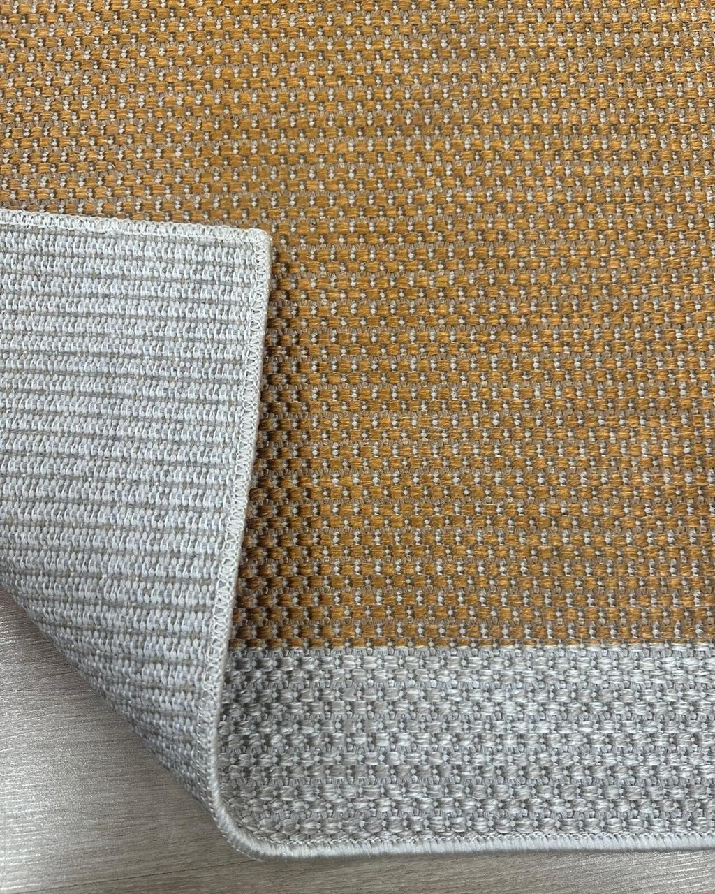 Tapis en sisal naturel moutarde